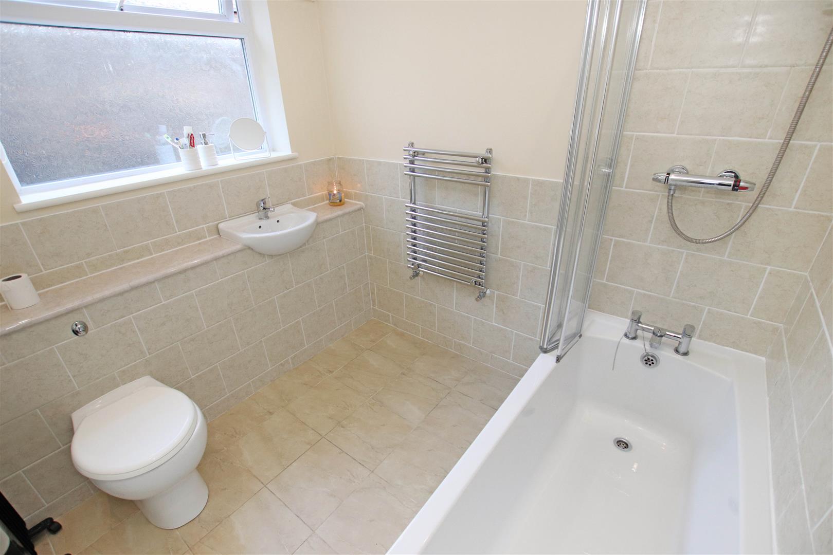 LUXURY HALF TILED GROUND FLOOR BATHROOM